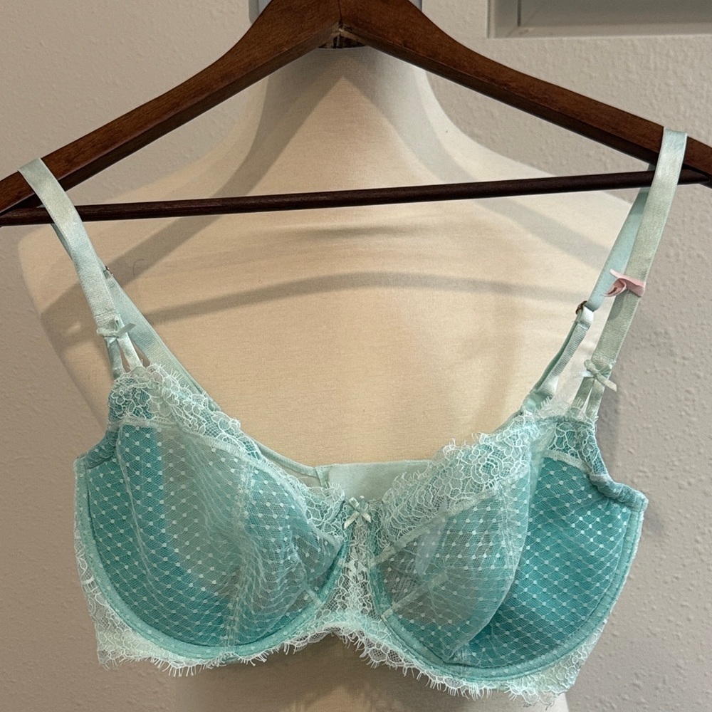 Victoria's Secret Light Blue Lace Bra